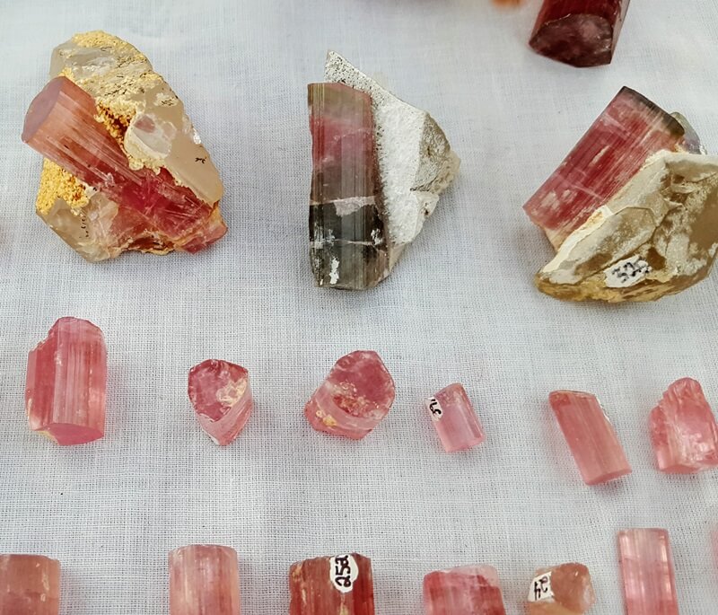 Dutch traders of the 1700s were famously aware of the piezoelectric properties of Tourmaline using it to pull ash from their Meerschaum pipes, calling the stone Aschentrekker, or “ash puller.”
Vendor: High Desert Gems & Minerals
Photo: Robyn Hawk