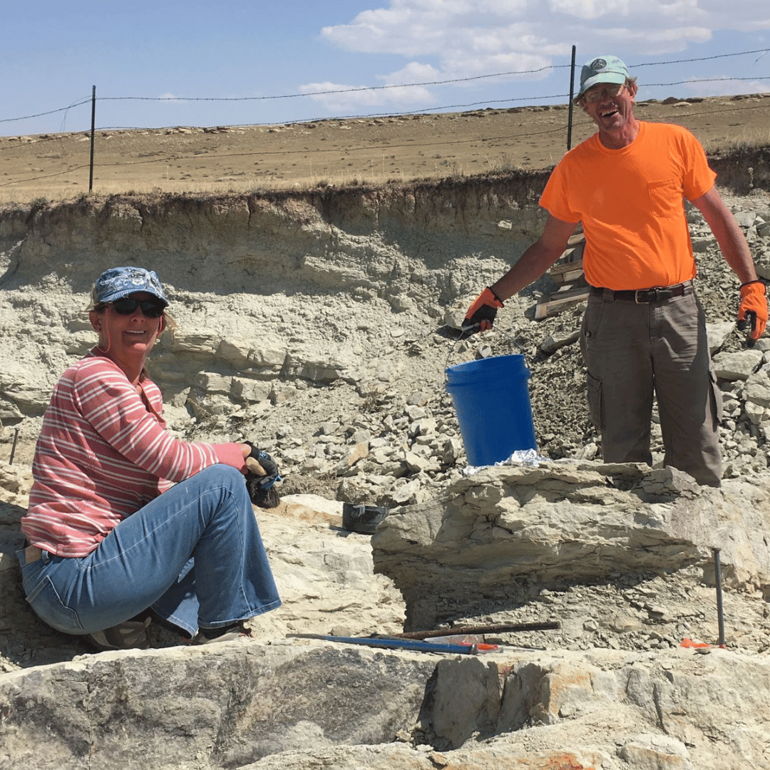 Bruce and Debbie Barlow prospecting.