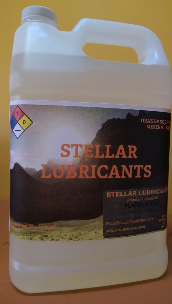 Stellar Lubricants Logo