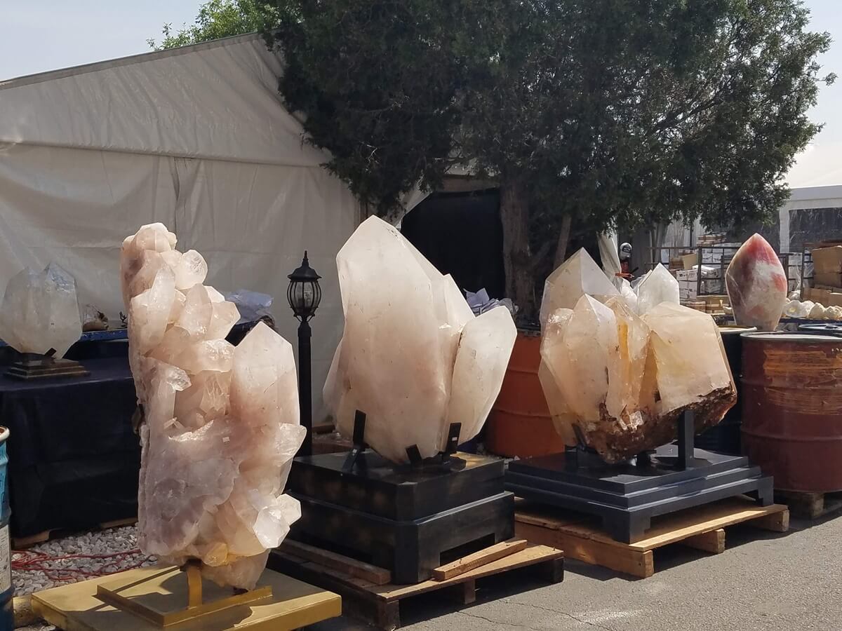 Very large quartz crystals at the JG&M EXPO.