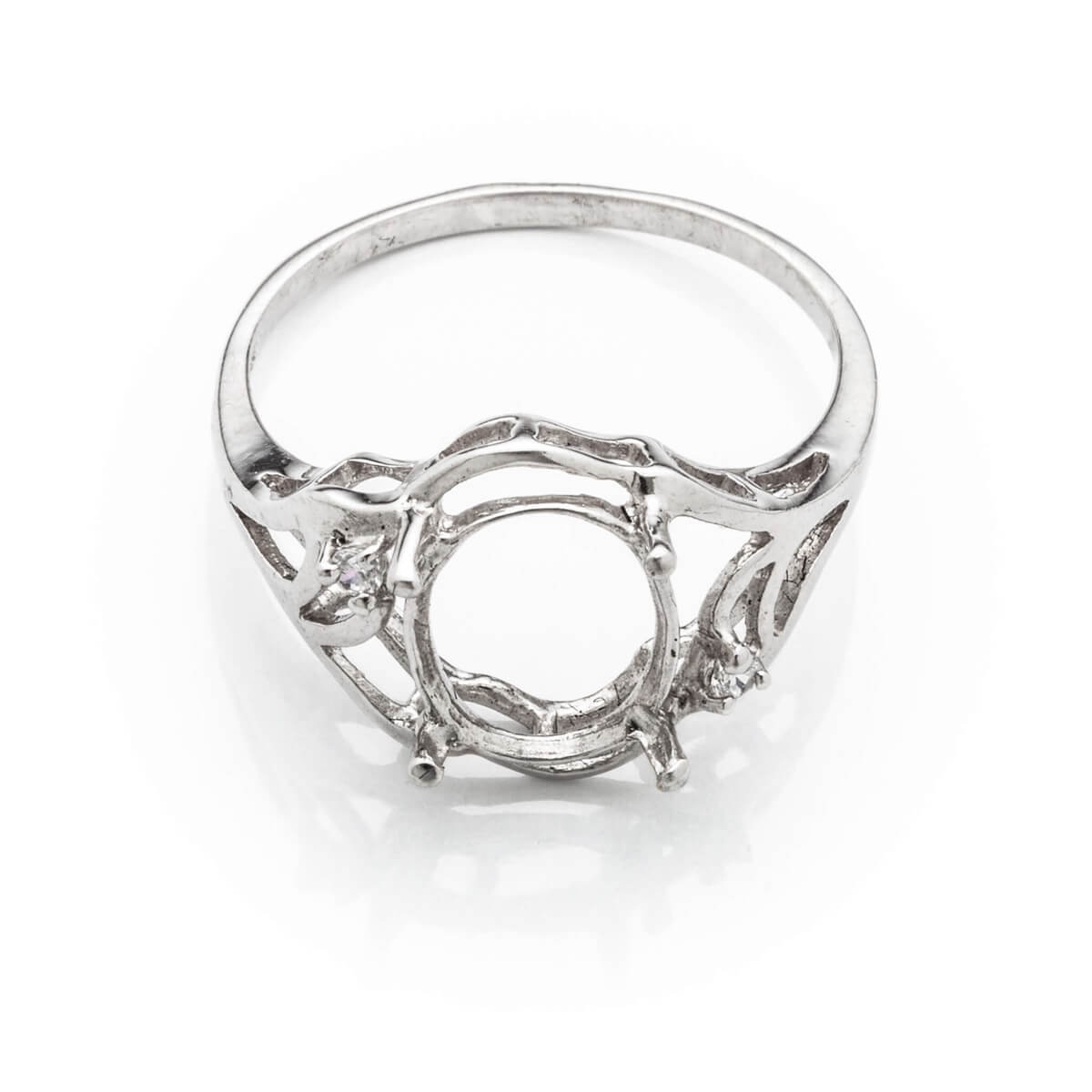 Curves Ring with Cubic Zirconia Inlays and Oval Mounting in Sterling Silver 6x8mm 