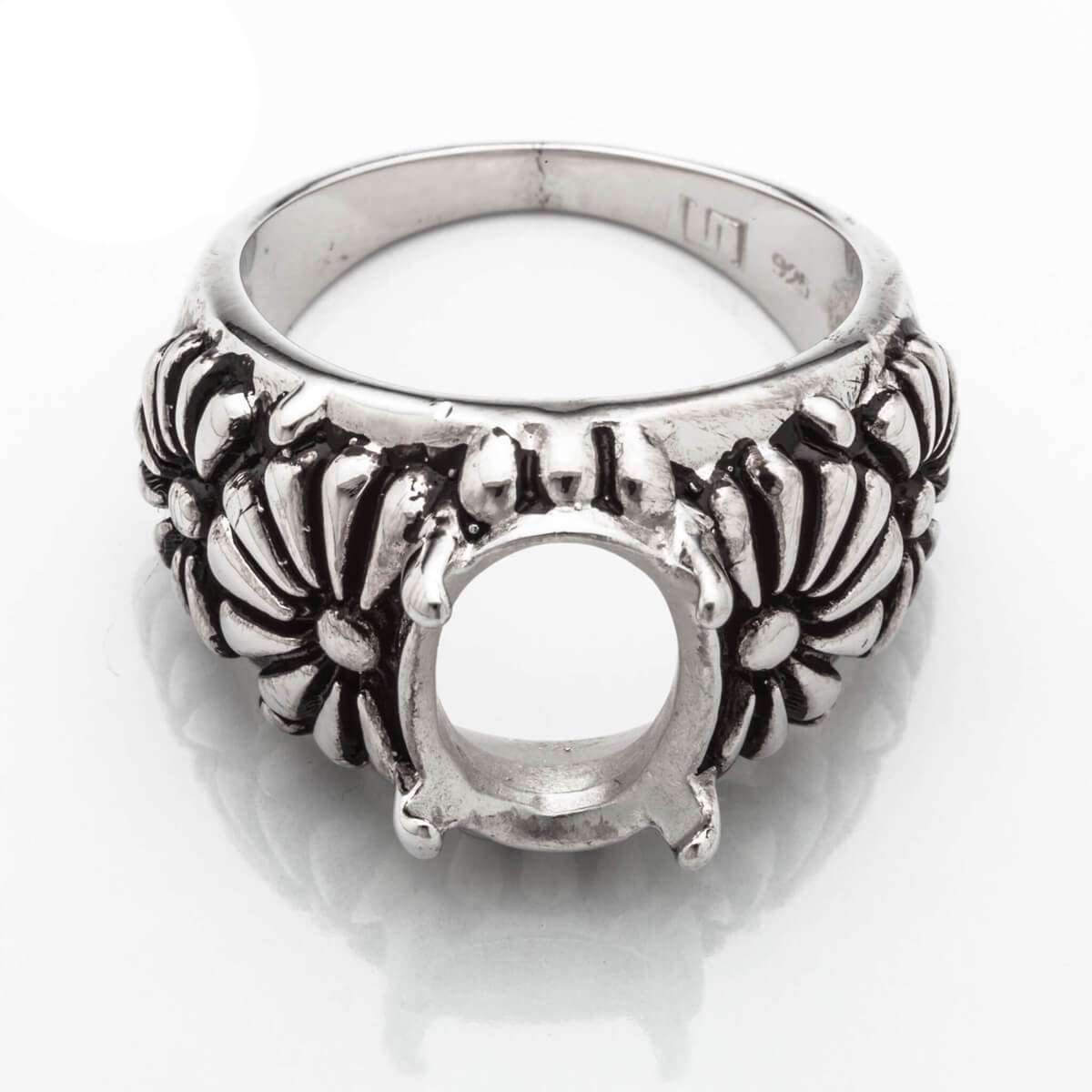 Floral Ring with Oval Prongs Mounting in Sterling Silver 10x14mm 